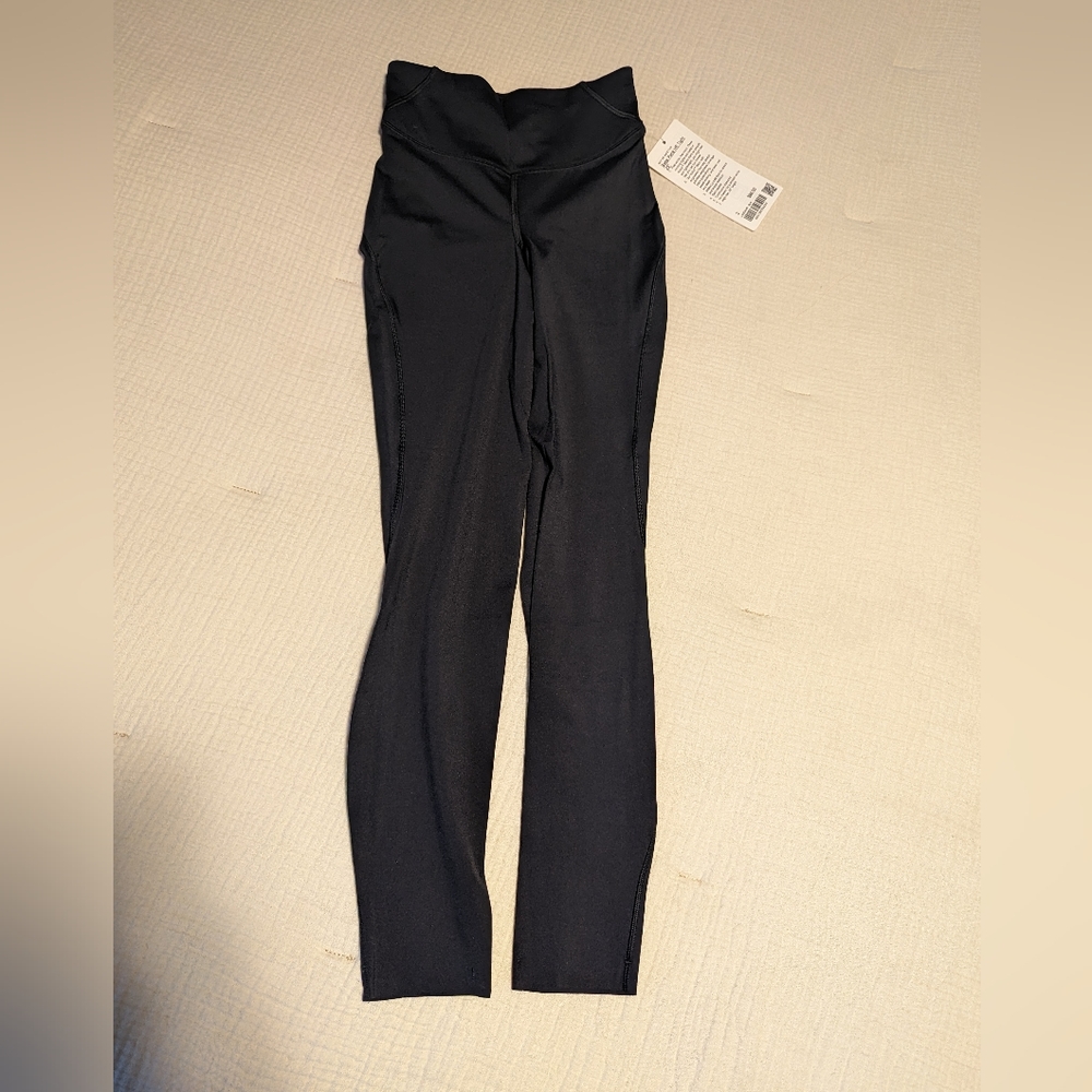 Lululemon Base Pace HR Tight 25"